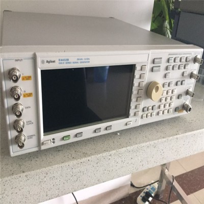 出售安捷伦E4435B射频发生器2GHz